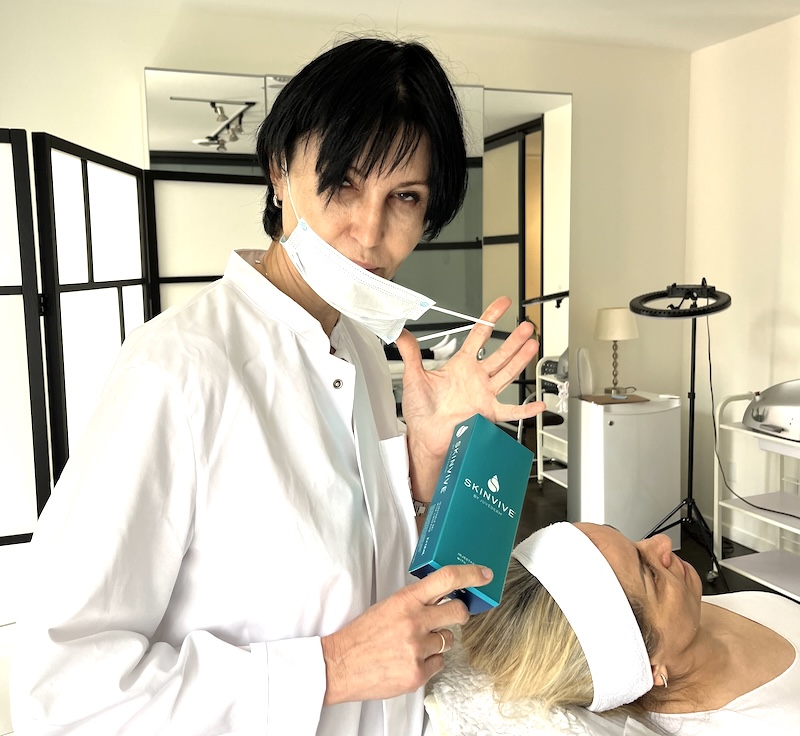 SkinVive by Juvederm Injections in Toronto Nurse shows how Skinvive by Juvederm product looks
