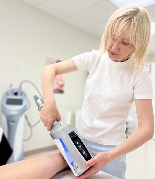 Combination therapy with Endosphères for enhanced body contouring results.